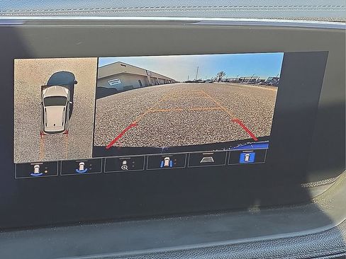 Used 2025 Buick Encore GX Sport Touring w/ Experience Buick Package image 26