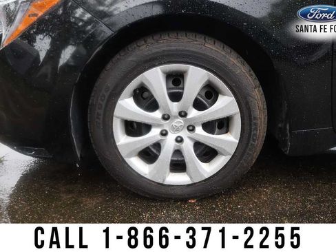 Used 2024 Toyota Corolla LE FWD image 6
