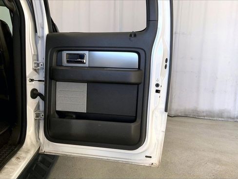 Used 2014 Ford F150 Raptor w/ Equipment Group 801A Luxury image 23