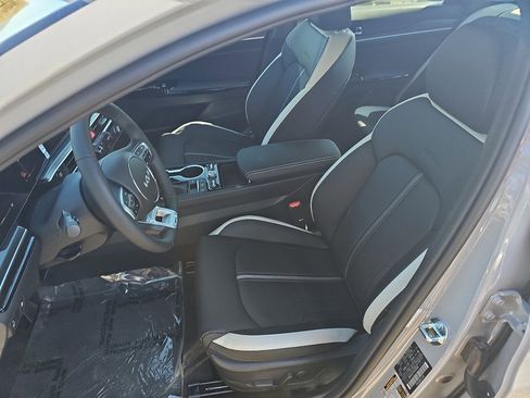 New 2026 Kia K5 GT-Line image 21