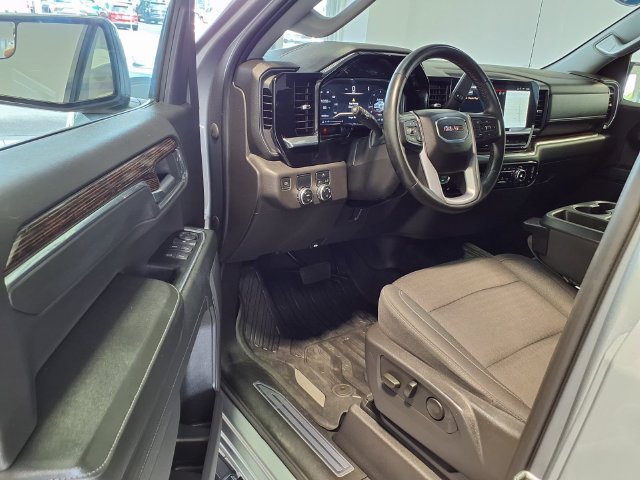 Used 2023 GMC Sierra 1500 SLE w/ Preferred Package RWD image 8