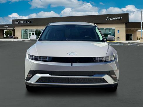 New 2026 Hyundai Ioniq 5 SEL image 12