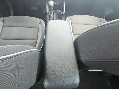 Used 2023 Chevrolet TrailBlazer LS FWD image 26