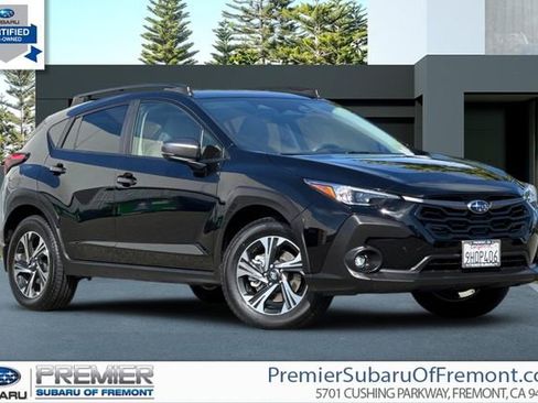 Used 2024 Subaru Crosstrek 2.0i Premium w/ Popular Package #3 AWD/4WD image 1