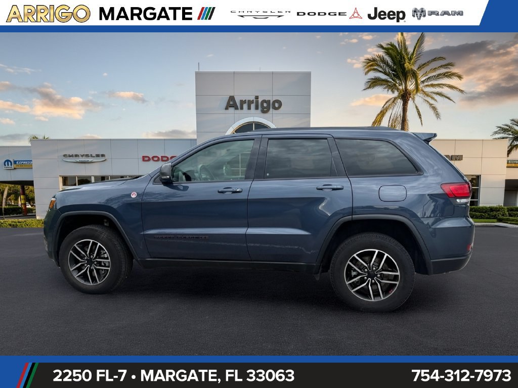 Certified 2021 Jeep Grand Cherokee Trailhawk AWD/4WD image 4