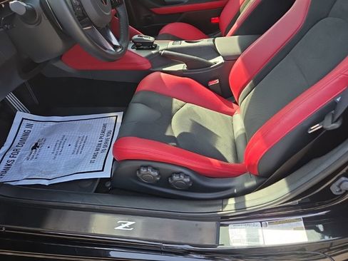Used 2024 Nissan Z Performance w/ Floor Mat Package RWD image 17
