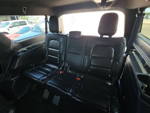 Used 2022 Lincoln Navigator L Reserve w/ Monochromatic Package RWD image 7