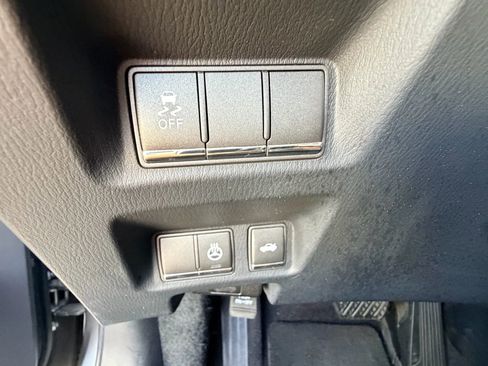 Used 2015 INFINITI Q70 3.7 image 19