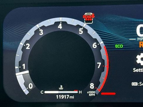 Used 2025 Toyota Corolla LE image 30