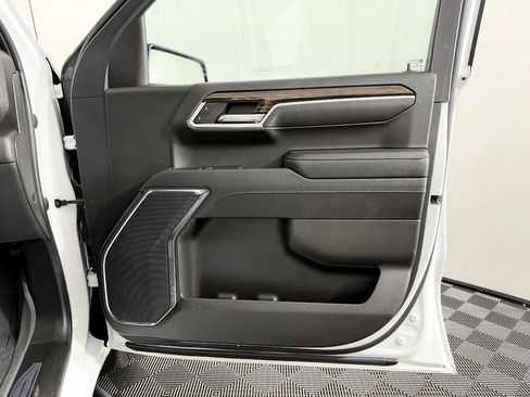 Used 2023 GMC Sierra 1500 SLE AWD/4WD image 45