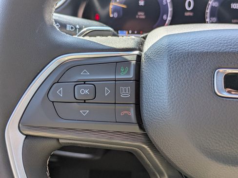 New 2026 Jeep Grand Cherokee L Laredo RWD image 20