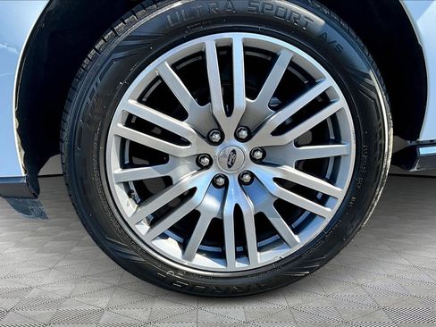 Used 2023 Ford Expedition Limited AWD/4WD image 34