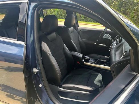 Used 2023 Mercedes-Benz GLA 250 4MATIC image 10