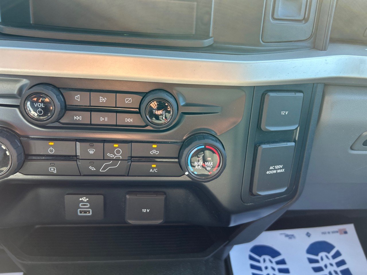 Used 2023 Ford F250 XLT AWD/4WD image 14