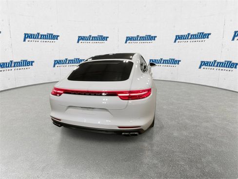 Used 2018 Porsche Panamera Turbo S Executive image 10