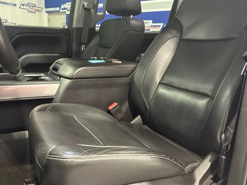 Used 2017 Chevrolet Silverado 1500 LTZ Z71 w/ LTZ Plus Package AWD/4WD image 13