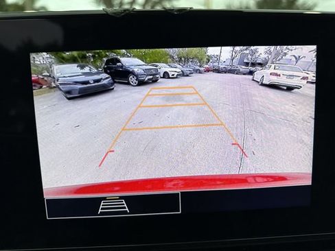 Used 2024 Chevrolet Trax RS image 17