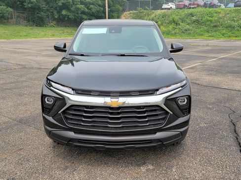 New 2026 Chevrolet TrailBlazer LS w/ LS Convenience Package FWD image 4