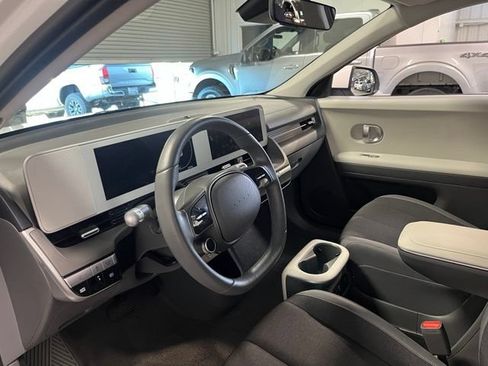 Used 2024 Hyundai Ioniq 5 SEL RWD image 23