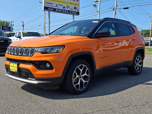 New 2026 Jeep Compass Limited w/ Sun, Sound & Navigation Group AWD/4WD image 2