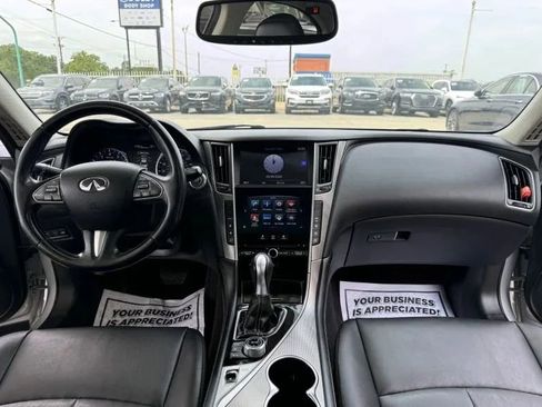 Used 2016 INFINITI Q50 Premium RWD image 40