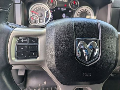 Used 2017 RAM 1500 Laramie image 18