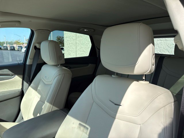 Used 2024 Cadillac XT5 Premium Luxury AWD/4WD image 13