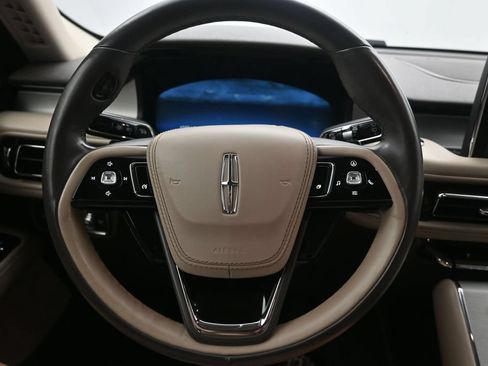 Used 2020 Lincoln Aviator 2WD w/ Class IV Trailer Tow Package image 13