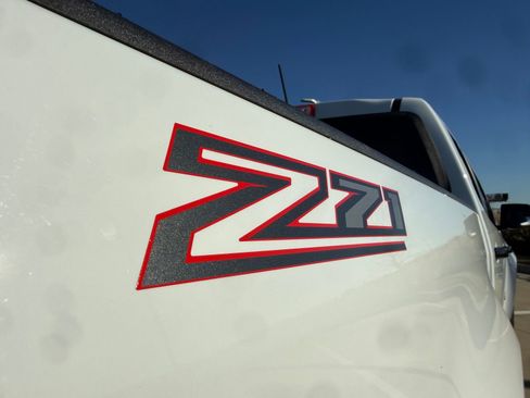 Used 2021 Chevrolet Colorado Z71 image 10
