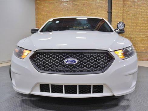 Used 2016 Ford Taurus Police Interceptor image 3