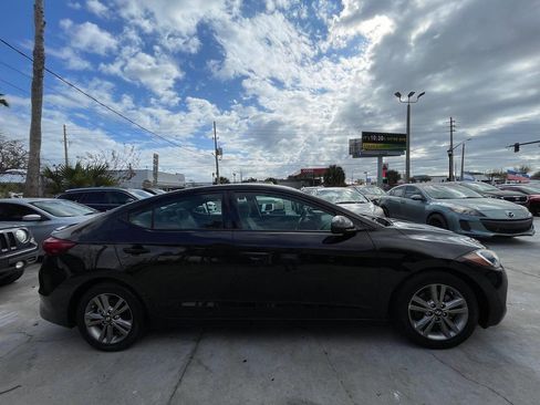 Used 2018 Hyundai Elantra SEL FWD image 13
