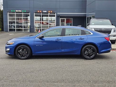 Used 2023 Chevrolet Malibu LS image 8