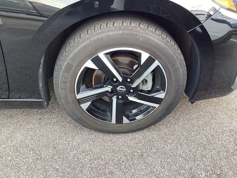 Used 2024 Nissan Sentra SV FWD image 8