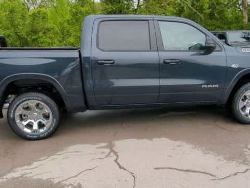 New 2026 RAM 1500 Big Horn AWD/4WD image 9