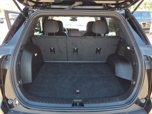 Used 2025 Chevrolet Equinox LT AWD/4WD image 7