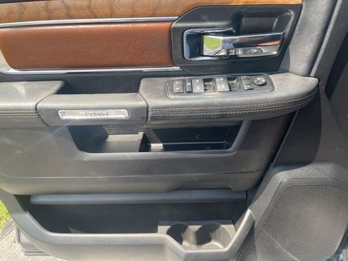 Used 2014 RAM 3500 Laramie Longhorn image 11