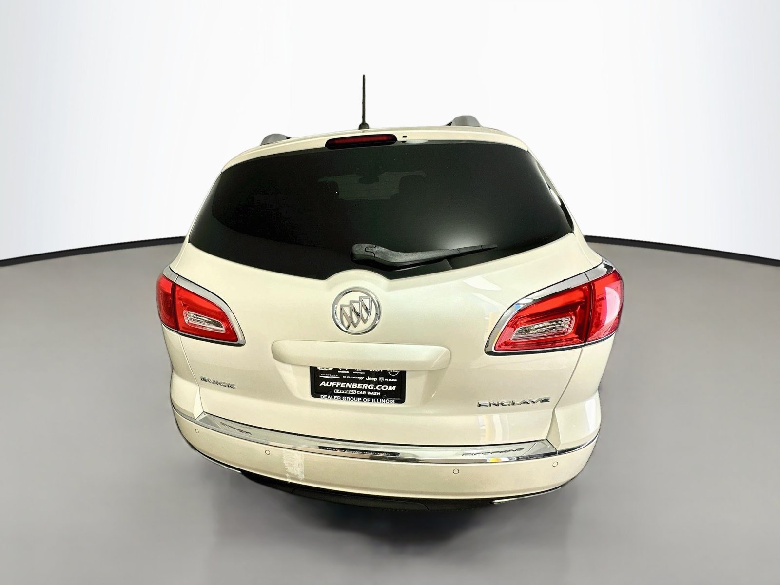 Used 2014 Buick Enclave Leather FWD image 6
