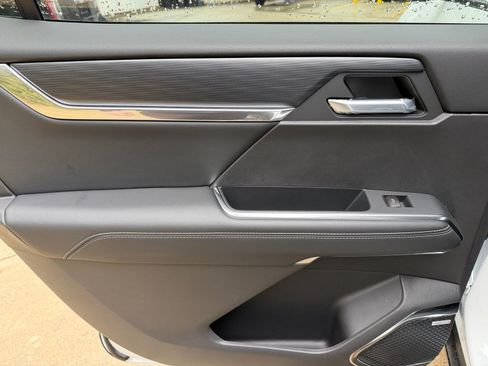 New 2026 GMC Acadia Elevation w/ LPO, Floor Liner Package AWD/4WD image 25