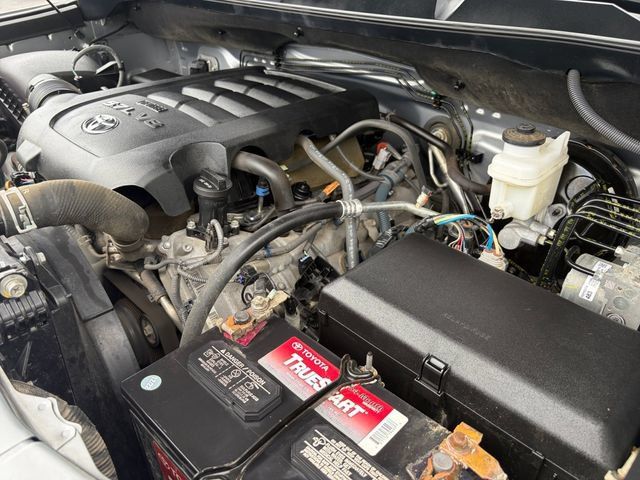 Used 2021 Toyota Tundra Platinum AWD/4WD image 22