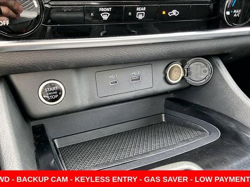 Used 2023 Nissan Rogue S image 16