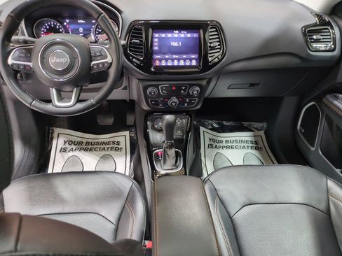 Used 2021 Jeep Compass Limited w/ Sun and Sound Group AWD/4WD image 17