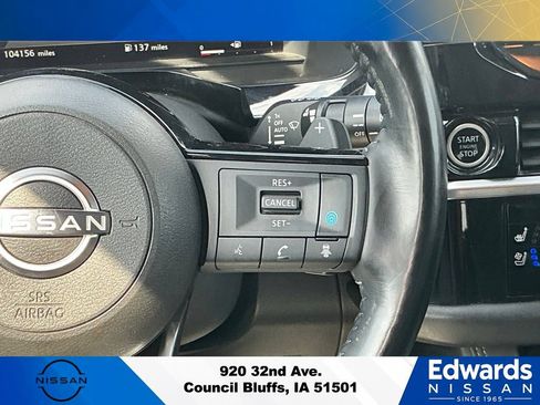 Used 2022 Nissan Pathfinder Platinum w/ Lighting Package (N93) AWD/4WD image 23