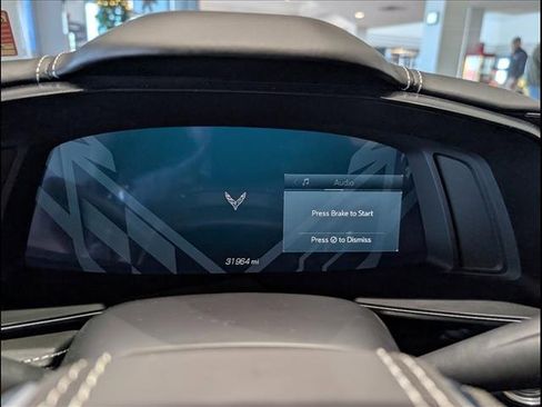 Used 2023 Chevrolet Corvette Stingray Premium Conv w/ Z51 Performance Package image 10