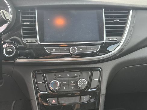 Used 2021 Buick Encore Preferred w/ Safety Package AWD/4WD image 19