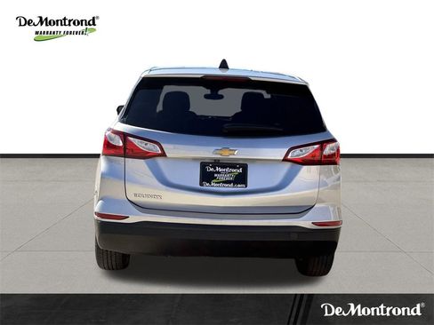 Used 2020 Chevrolet Equinox LS w/ LS Convenience Package image 6