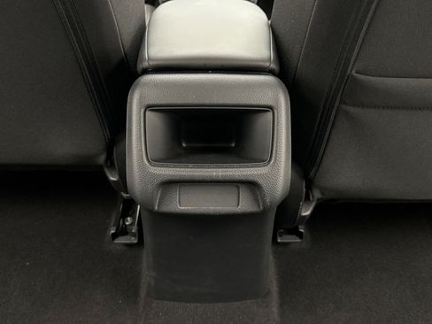 Used 2023 Honda HR-V LX image 16