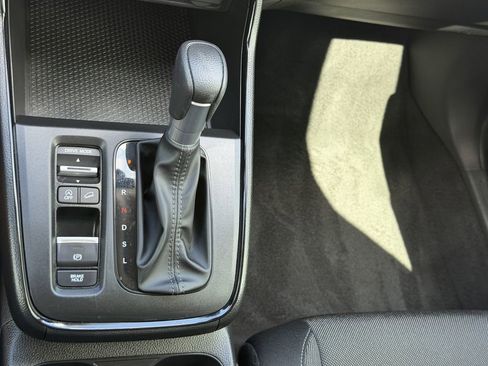 Used 2024 Honda CR-V EX image 26