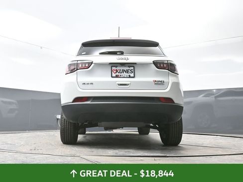 Used 2024 Jeep Compass Latitude image 58