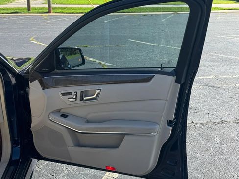 Used 2014 Mercedes-Benz E 350 Sedan w/ Premium 1 Package image 22