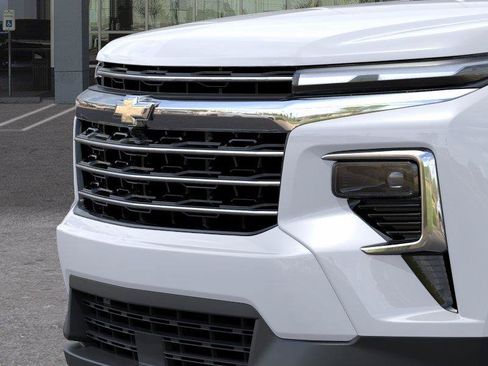 New 2026 Chevrolet Traverse LT w/ Driver Confidence Package FWD image 13